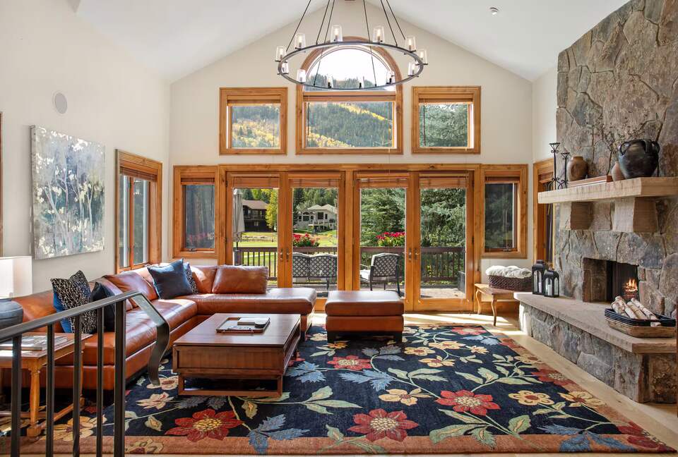 Luxury Golf Course Residence in EagleVail - Avon, Colorado