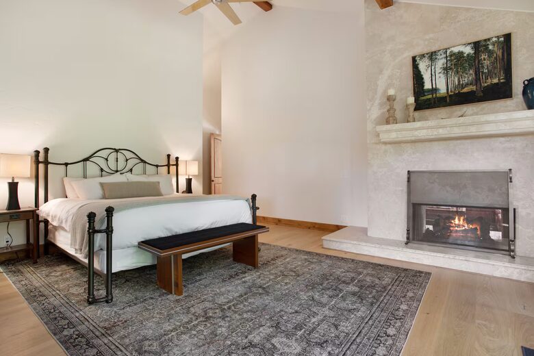 Luxury Golf Course Residence in EagleVail - Avon, Colorado