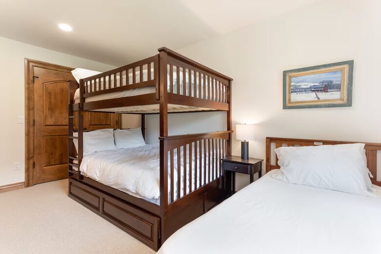 Luxury Golf Course Residence in EagleVail - Avon, Colorado