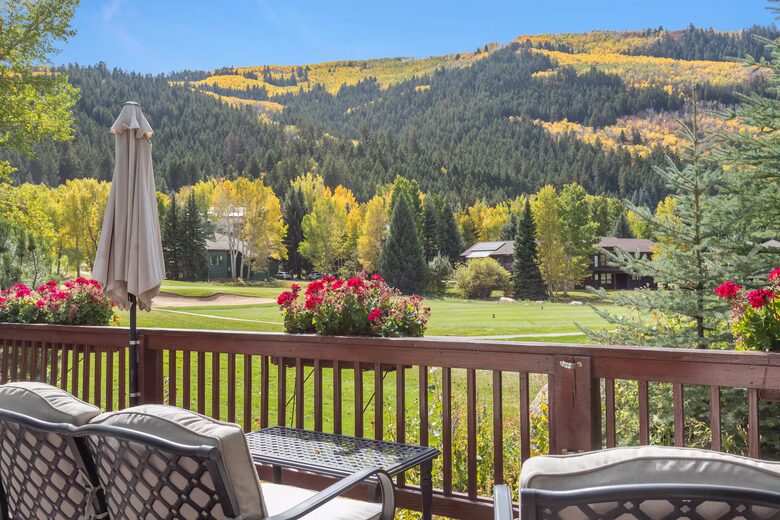 Luxury Golf Course Residence in EagleVail - Avon, Colorado