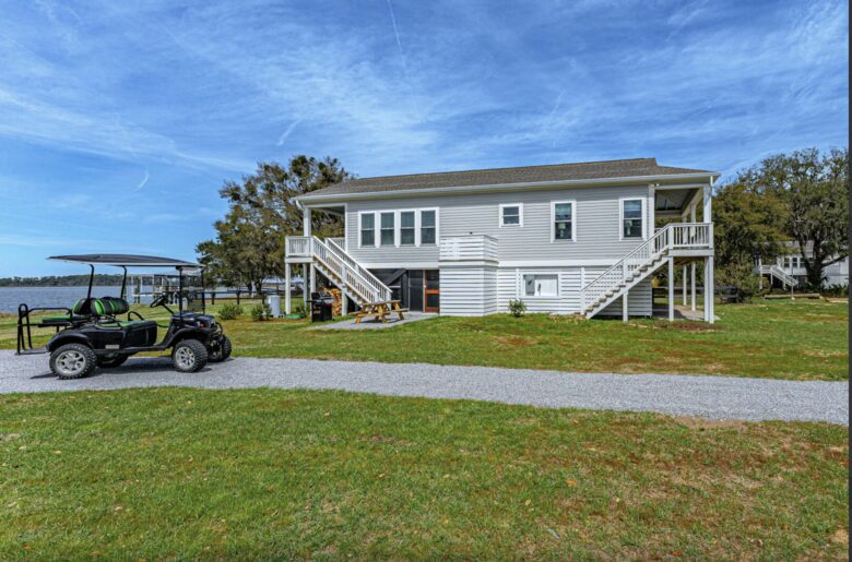 Daufuskie Riverfront Cottage with Private Dock - Daufuskie Island, South Carolina