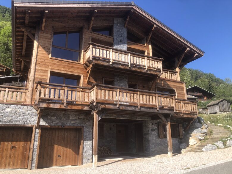 Montriond’s Alpine Mountain Chalet - Montriond, France