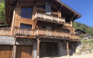 Montriond’s Alpine Mountain Chalet - Montriond, France