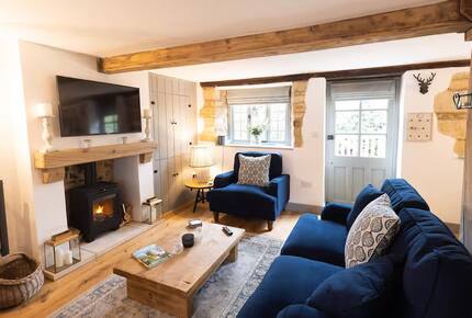 Cotswold cottage with hot tub - Bledington, United Kingdom