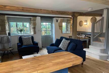 Cotswold cottage with hot tub - Bledington, United Kingdom
