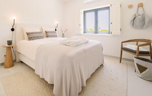 Alenquer Wine Country Estate | Sophisticated Scale & Panoramic Views - Alenquer, Portugal