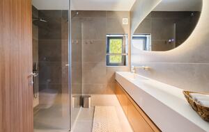 Alenquer Wine Country Estate | Sophisticated Scale & Panoramic Views - Alenquer, Portugal