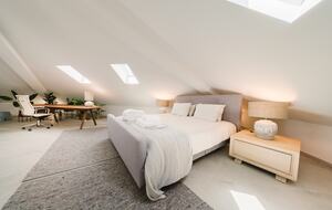 Alenquer Wine Country Estate | Sophisticated Scale & Panoramic Views - Alenquer, Portugal