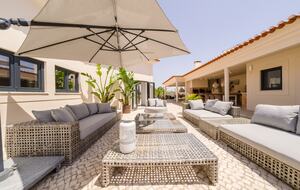 Alenquer Wine Country Estate | Sophisticated Scale & Panoramic Views - Alenquer, Portugal