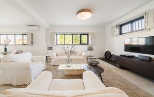 Alenquer Wine Country Estate | Sophisticated Scale & Panoramic Views - Alenquer, Portugal