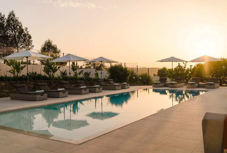 Alenquer Wine Country Estate | Sophisticated Scale & Panoramic Views - Alenquer, Portugal