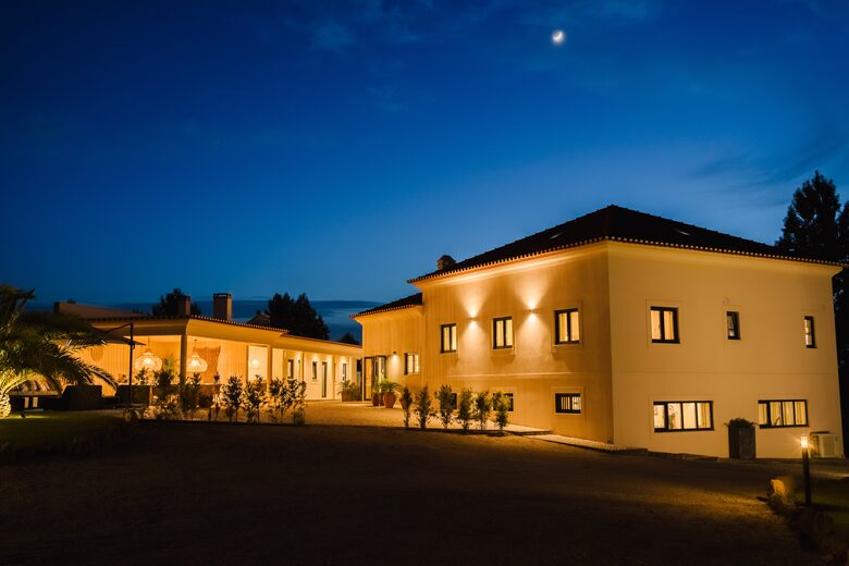 Alenquer Wine Country Estate | Sophisticated Scale & Panoramic Views - Alenquer, Portugal