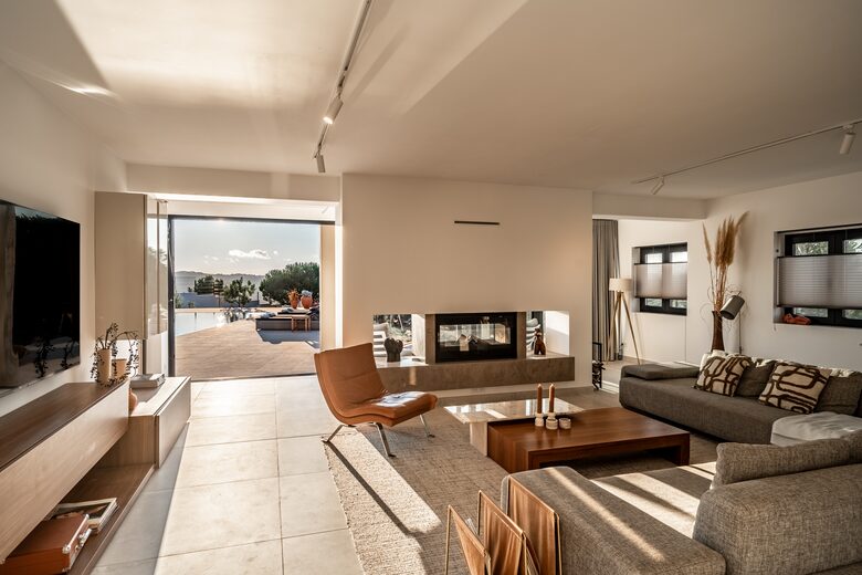 Alenquer Wine Country Estate | Sophisticated Scale & Panoramic Views - Alenquer, Portugal