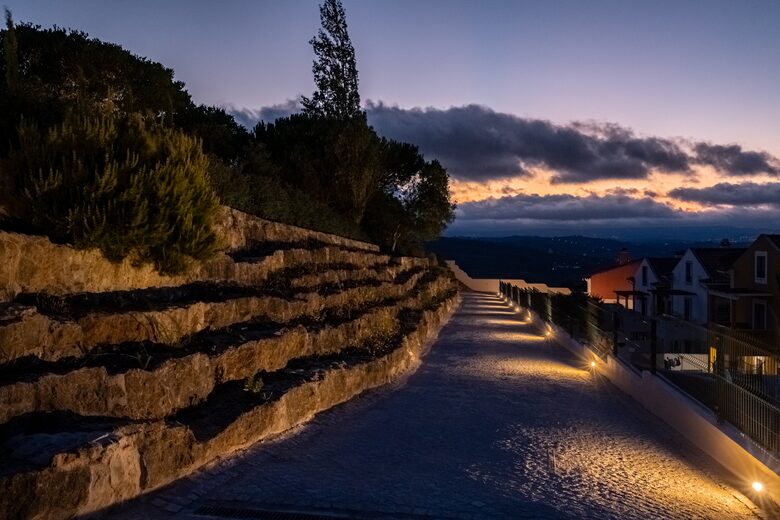 Alenquer Wine Country Estate | Sophisticated Scale & Panoramic Views - Alenquer, Portugal