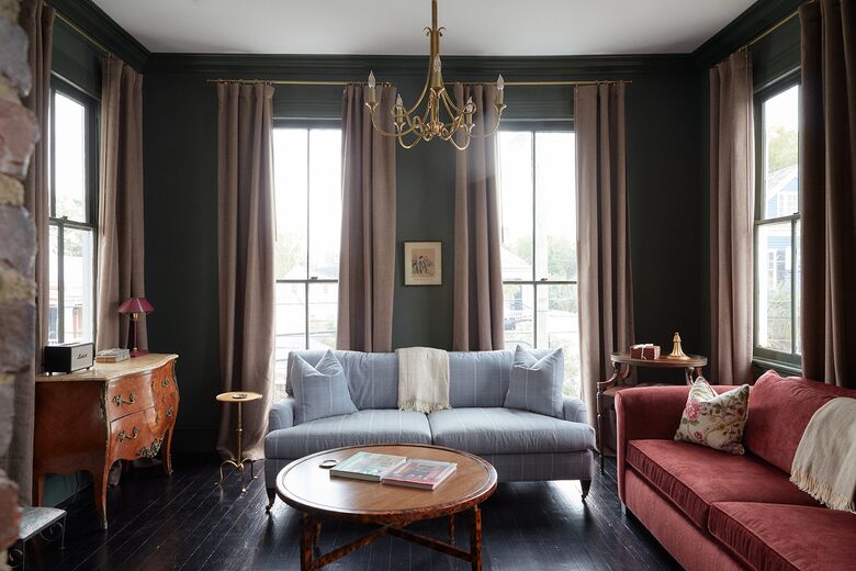 The Juliette | Historic Luxury Residence | 3 bedroom | Upper Residence - Charleston, South Carolina