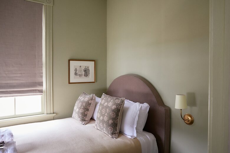 The Juliette | Historic Luxury Residence | 3 bedroom | Upper Residence - Charleston, South Carolina