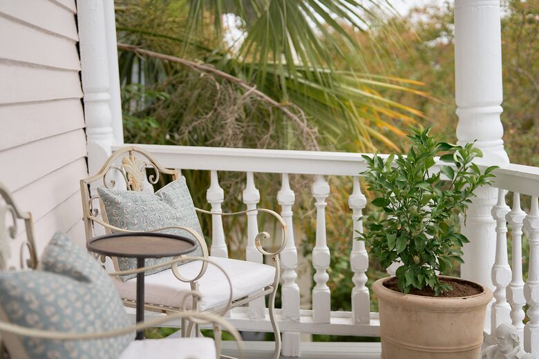 The Juliette | Historic Luxury Residence | 3 bedroom | Upper Residence - Charleston, South Carolina