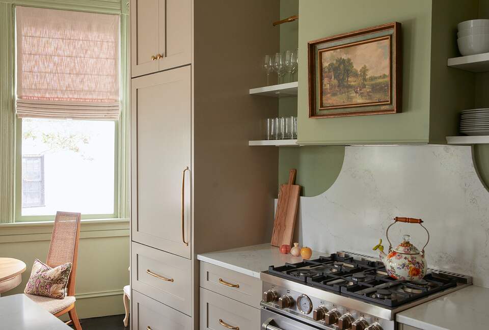 The Juliette | Luxury Victorian Residence | 3 bedroom | Lower Residence - Charleston, South Carolina