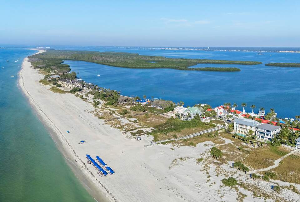 Refined Old Florida Retreat in Clearwater Beach - Clearwater, Florida