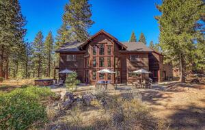 Private Pines Retreat in Truckee - Truckee, California