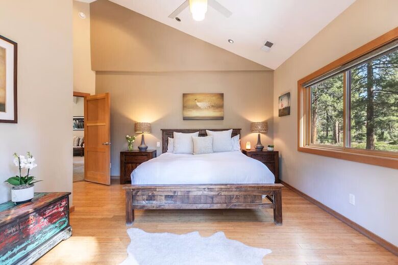 Private Pines Retreat in Truckee - Truckee, California