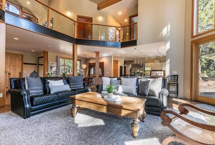 Private Pines Retreat in Truckee - Truckee, California