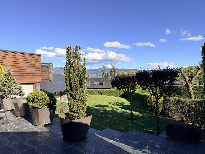 Elegant Mountain Escape in the Spanish Pyrenees - Guils de Cerdanya, Spain