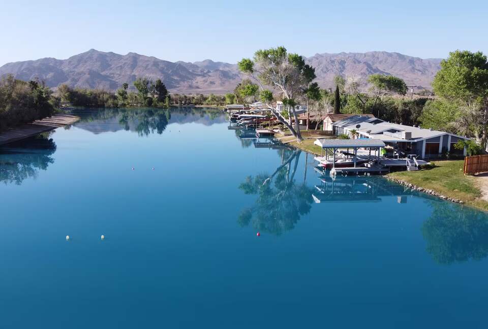 Private Waterski Lake Retreat on Historic Route 66 - San Bernadino, California