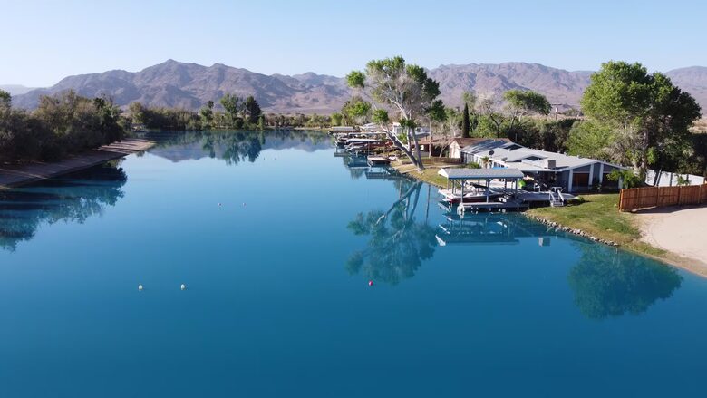 Refúgio particular com lago para esqui aquático na histórica Rota 66 – San Bernardino, Califórnia