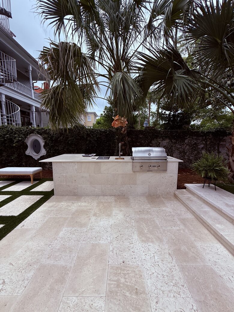 Charming Downtown Charleston Home - Charleston, South Carolina