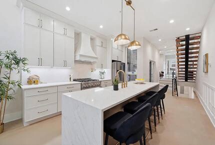 Contemporary City Escape with Skyline Views - Philadelphia, Pennsylvania