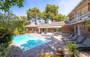 Secluded Shoreside Villa with Garden Views - Lège Cap Ferret, France