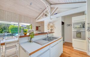 Secluded Shoreside Villa with Garden Views - Lège Cap Ferret, France