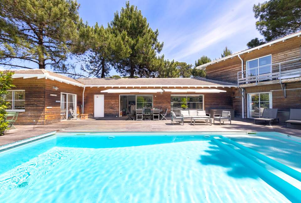 Secluded Shoreside Villa with Garden Views - Lège Cap Ferret, France