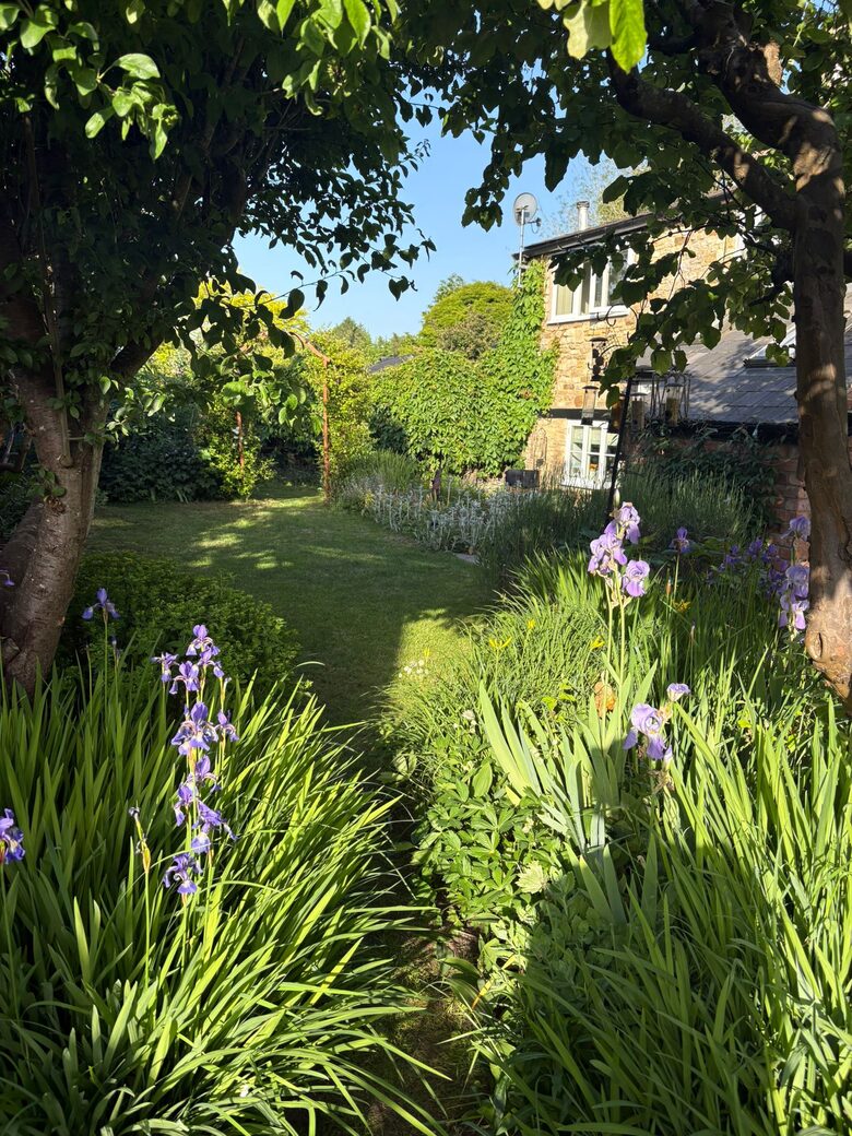 Charming English Countryside Cottage - Kings Sutton, United Kingdom