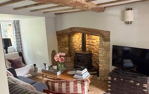 Charming English Countryside Cottage - Kings Sutton, United Kingdom