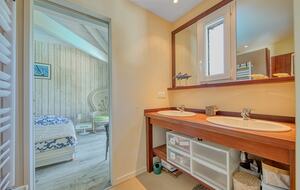 Secluded Shoreside Villa with Garden Views - Lège Cap Ferret, France