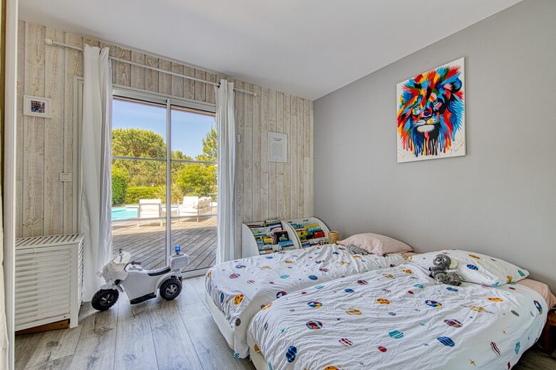 Secluded Shoreside Villa with Garden Views - Lège Cap Ferret, France