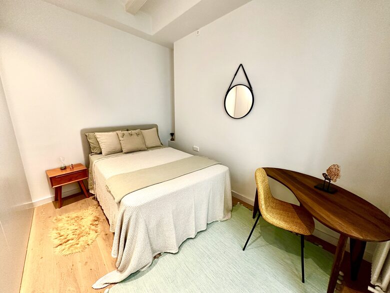 Stylish Historic Flat Steps from Barcelona’s Waterfront - Barcelona, Spain