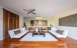 Mount Martha Bayview Retreat with Solar Heated Pool & Spa - Mount Martha, Australia