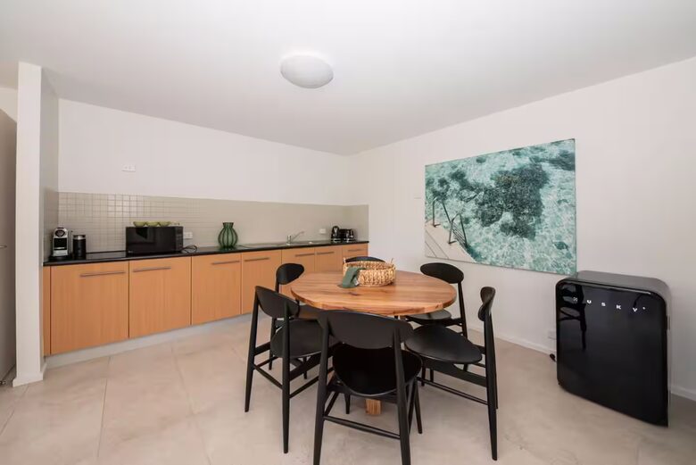 Mount Martha Bayview Retreat with Solar Heated Pool & Spa - Melbourne, Australia