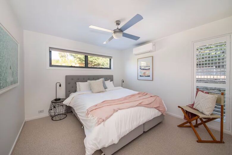 Mount Martha Bayview Retreat with Solar Heated Pool & Spa - Melbourne, Australia