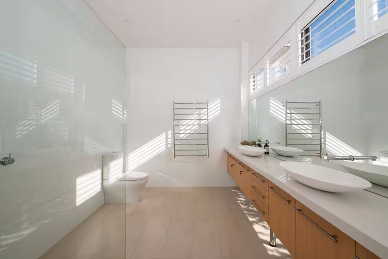 Mount Martha Bayview Retreat with Solar Heated Pool & Spa - Melbourne, Australia