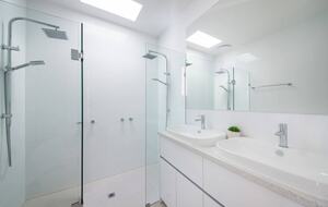 Mount Martha Bayview Retreat with Solar Heated Pool & Spa - Mount Martha, Australia