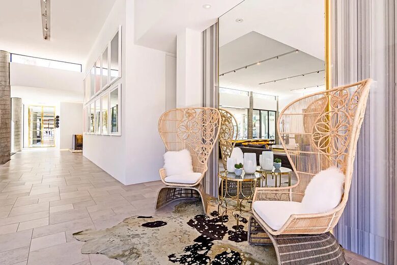Modern Masterpiece in Presidential Thunderbird Cove - Rancho Mirage, California
