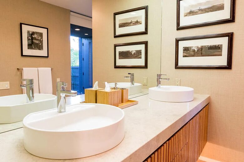 Modern Masterpiece in Presidential Thunderbird Cove - Rancho Mirage, California