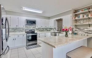 Panama City Beach Waterfront Bay House - Panama City Beach, Florida