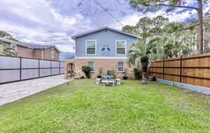 Panama City Beach Waterfront Bay House - Panama City Beach, Florida