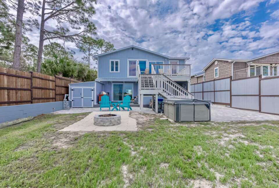 Panama City Beach Waterfront Bay House - Panama City Beach, Florida
