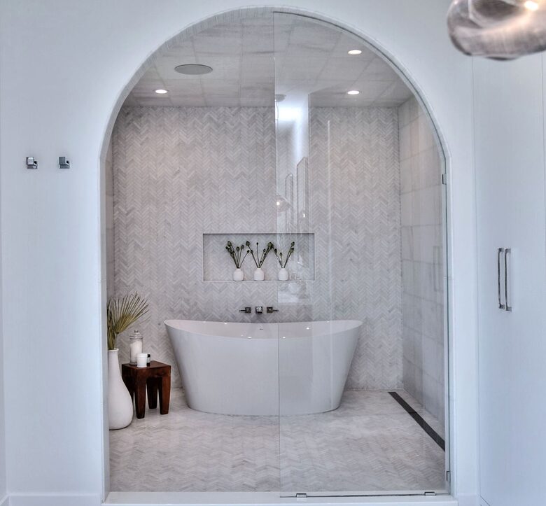 Designer Westport Estate Near Compo Beach - Westport, Connecticut